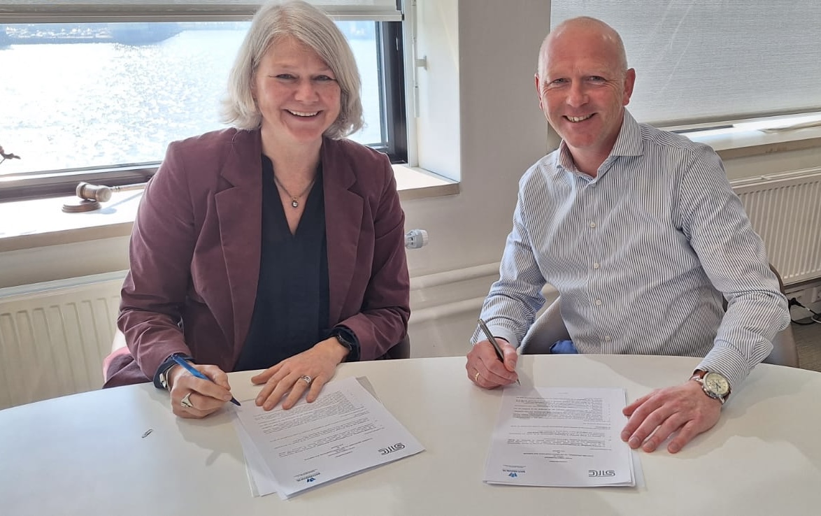 Afbeelding Ondertekening Baggersimulatoren