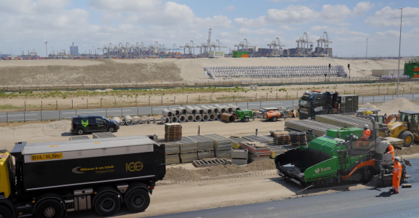 Port Rotterdam 3 12