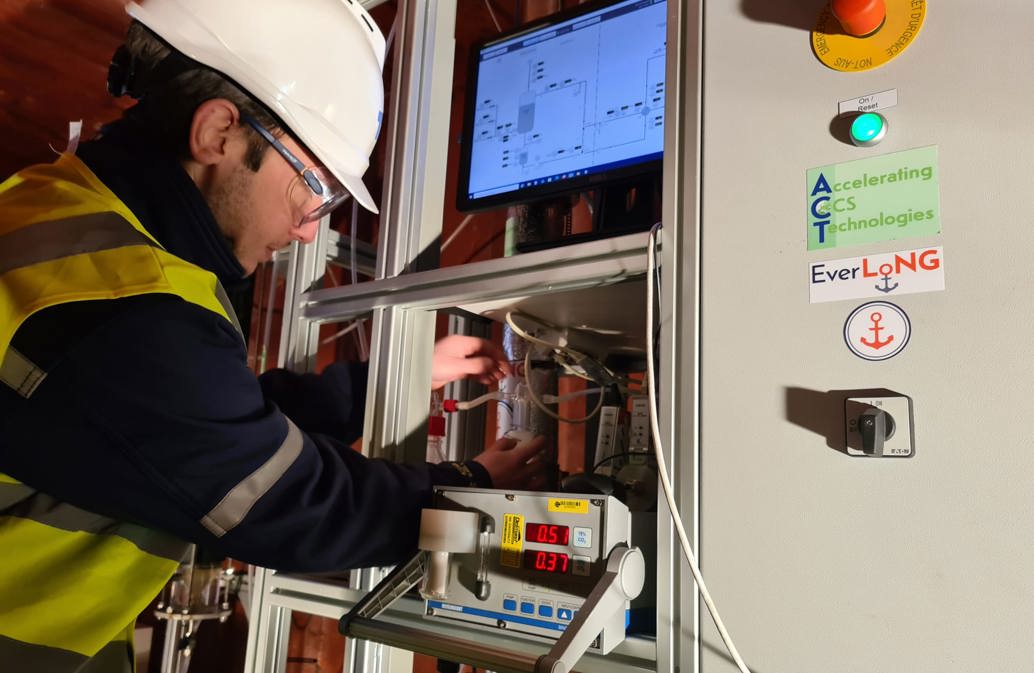 Ship-based carbon capture 